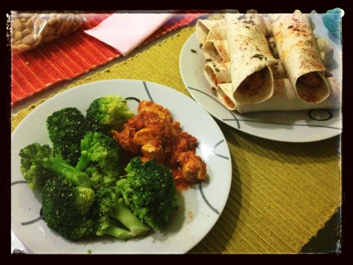 6 Tortilhas mexicanas com frango e tomate - Brócolos