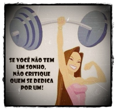 317477_512244648839591_251972153_n