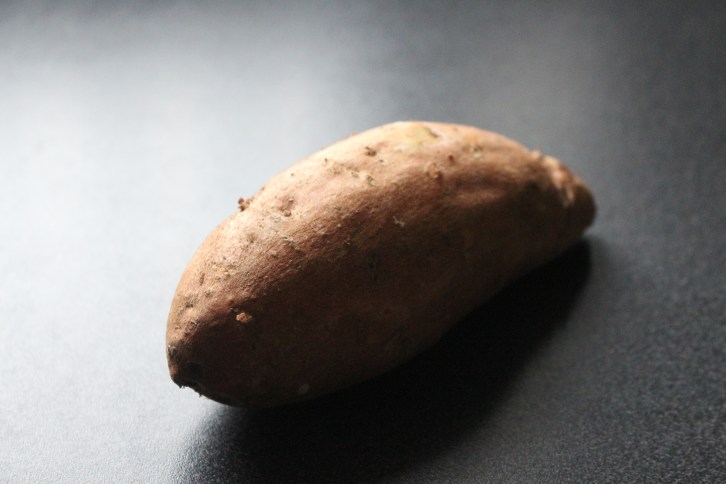 batata_doce_laranja_pizza_fit_sem_farinha_batata_doce_joanabanana_raparigamoderna_fitness_portugal_receitasfit_musculaçao_atum_agua_frigideira_saudavel_videos