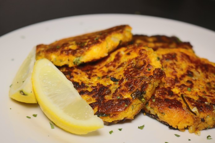 Hamburgueres de Batata-doce com queijo Halloumi